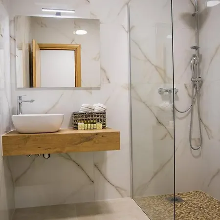 ヴィラ Holiness A Luxury In Dubrovnik, Tennis Court ムリニ